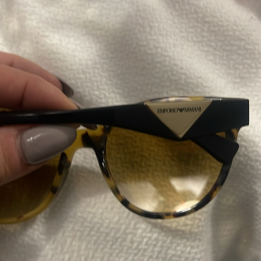 Tortoise Shell Sunglasses - Picture 11 of 12
